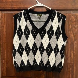 Cropped Argyle Sweater Vest